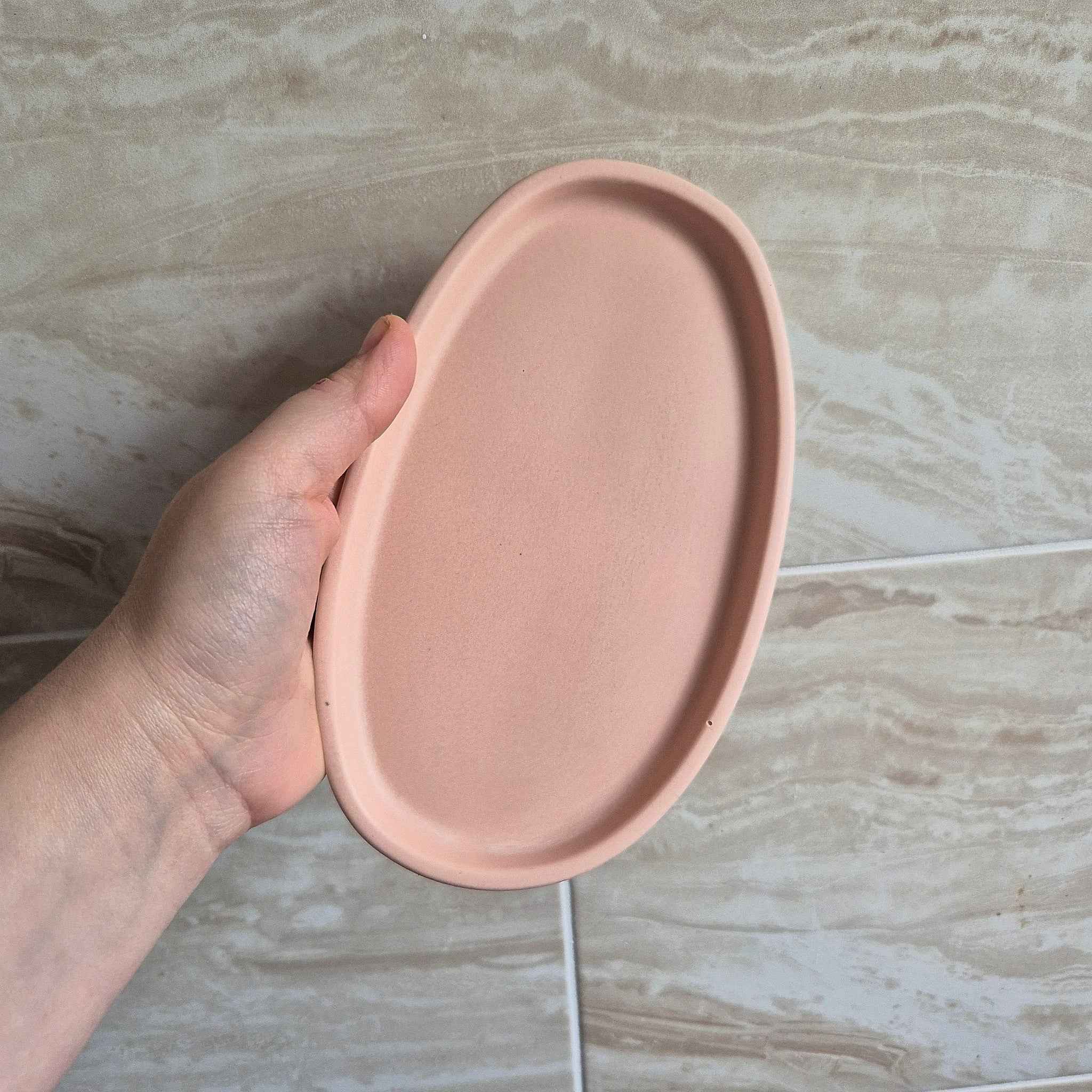 Modern oval display tray-4